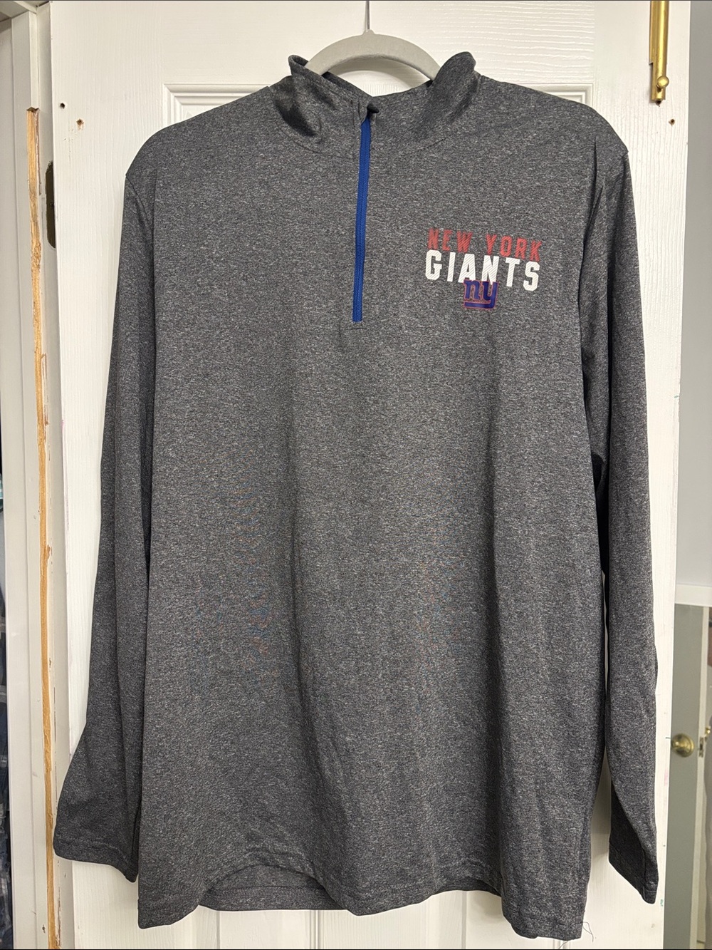 NFL New York Giants Gray Long-Sleeve 1/4 Zip Pullover